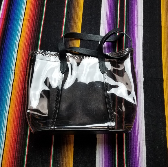 Purse - Picture 1 of 7